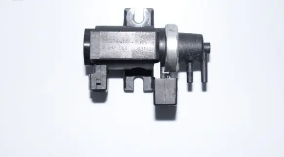 BMW 5 E39 Turbo solenoid valve 2242906