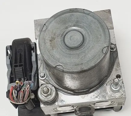 Jaguar XF X250 ABS Pump AX23-2C405-AC