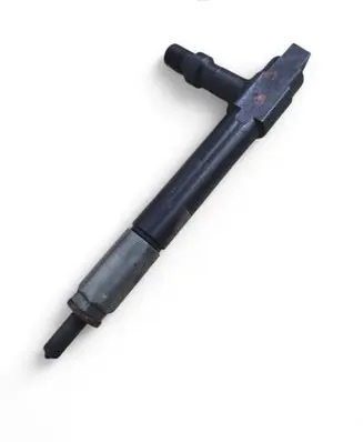 Mazda 626 Fuel injector D7390