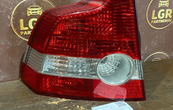Volvo S40 Rear/tail lights 30698912