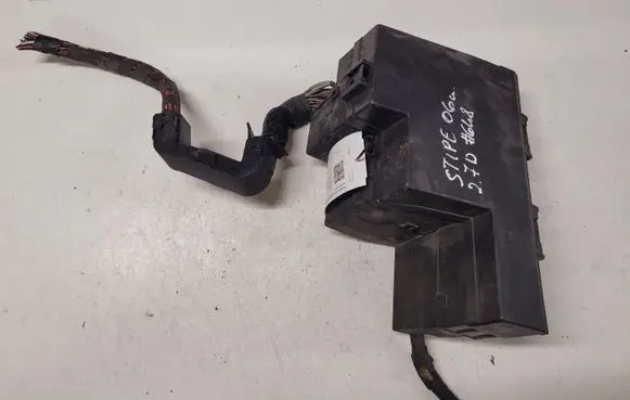 Jaguar S-Type Fuse box set 2R8T14A075CC 71544870XA1