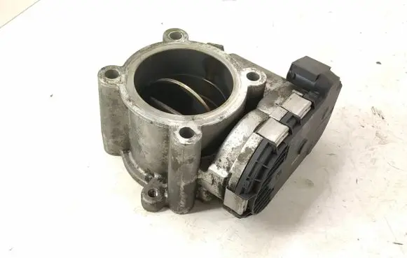 Mercedes-Benz E W212 Throttle valve DALISID2566 6420900270 A6420900270