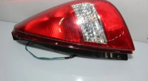 Suzuki Liana Rear/tail lights