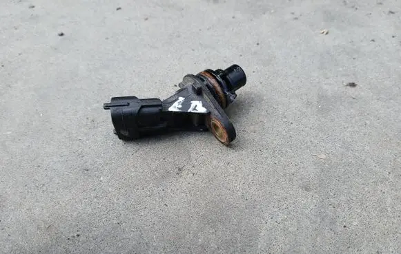 Ford Fiesta Camshaft vanos timing valve CM5112K073BB