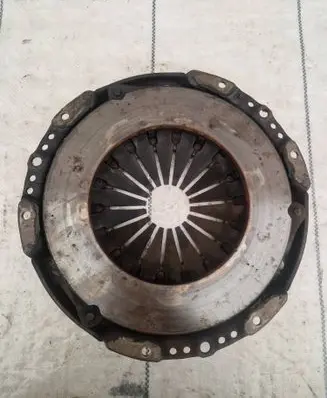 Toyota Hilux (AN10, AN20, AN30) Pressure plate 