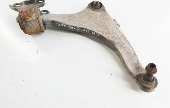 Volvo V70 Front lower control arm/wishbone