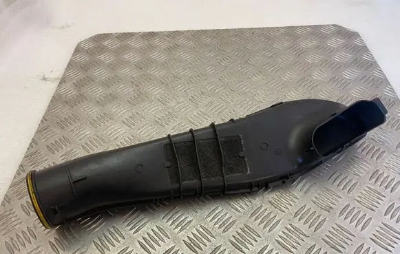 Land Rover Discovery 5 Air intake duct part JY329H707AA