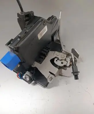 Audi A8 S8 D3 4E Rear door lock 4E0839015 66307GF
