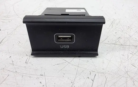 KIA Sportage USB socket connector 96120D9600