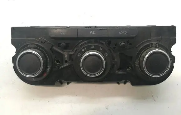 Skoda Octavia Mk2 (1Z) Interior fan control switch 3T0820047H