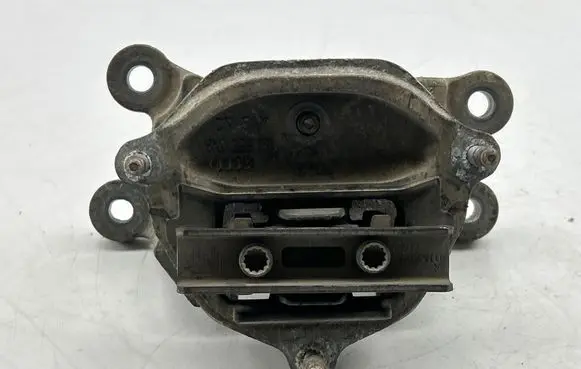 Audi A6 S6 C6 4F Gearbox mount 8K0399151