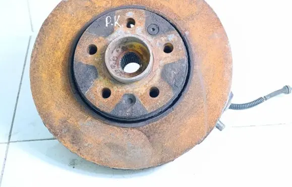 Opel Vivaro Front wheel hub spindle knuckle 93868517 479108892R