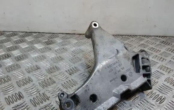 Volkswagen Golf VI Engine mounting bracket 03L199207