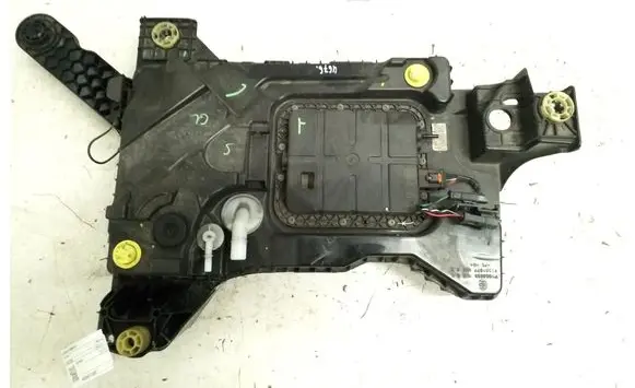 Opel Astra L AdBlue liquid reservoir 9826092080