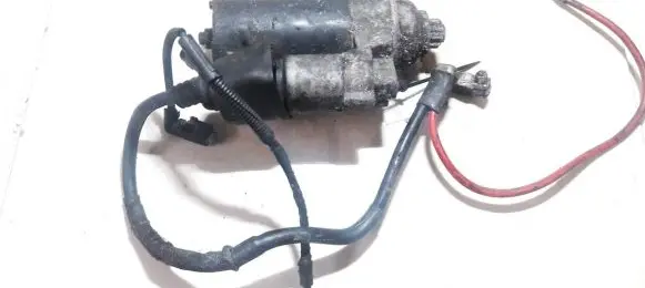 Volkswagen Golf V Starter motor 02T911024