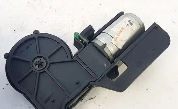 Mercedes-Benz S W220 Seat adjustment motor 