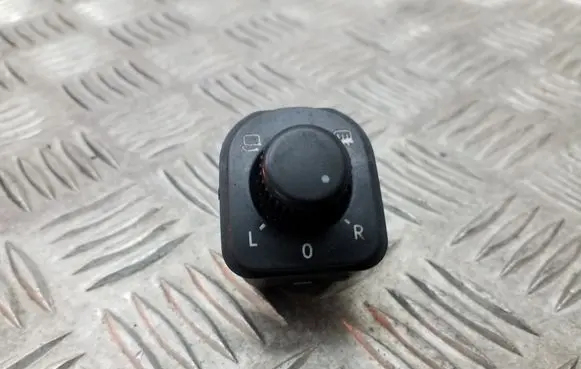 Skoda Superb B6 (3T) Wing mirror switch 3T0959565A