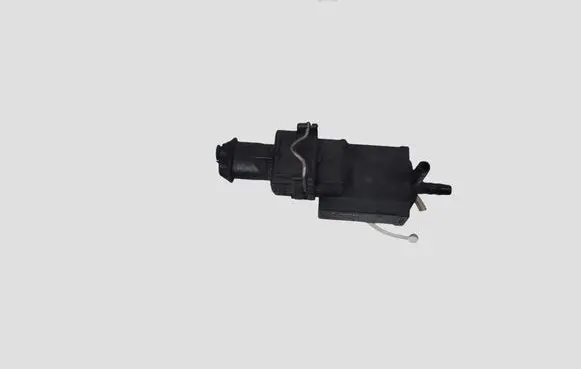 Volvo V70 Turbo solenoid valve 8699233