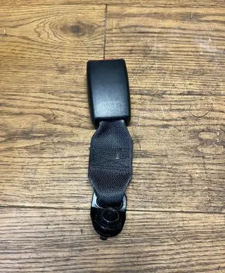 Nissan Note (E11) Rear seatbelt buckle