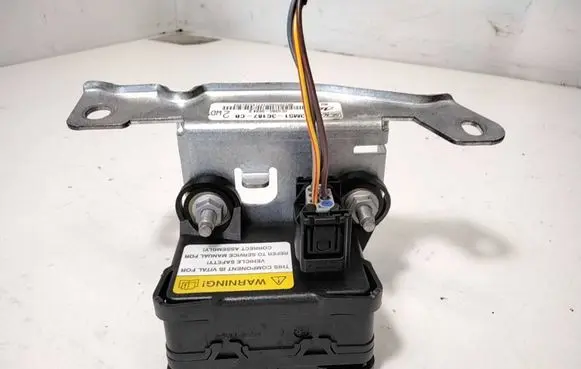 Volvo V50 ESP acceleration yaw rate sensor 10170103533 06W444 C176L02M21