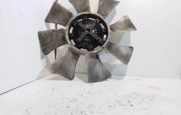 Mitsubishi Pajero Viscous fan clutch 