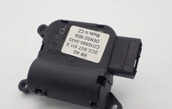 Volkswagen Tiguan Air flap motor/actuator 3C0907511S CZ1168803433
