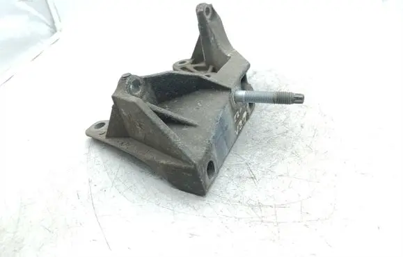 Ford Transit Engine mounting bracket