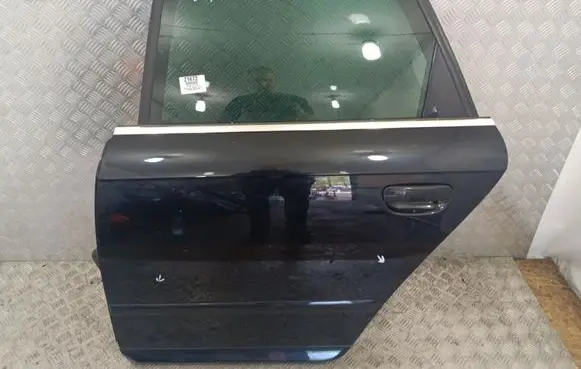 Seat Exeo (3R) Rear door
