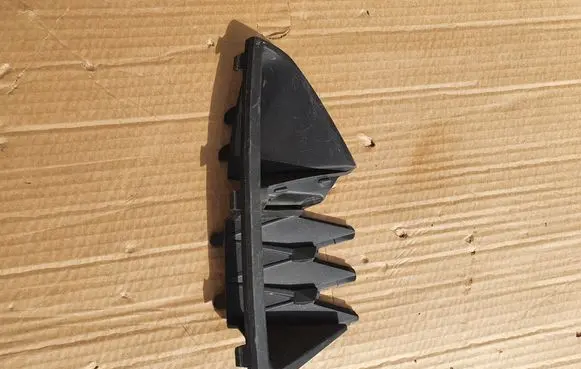 Skoda Octavia Mk4 Front bumper lower grill 5E3807834D