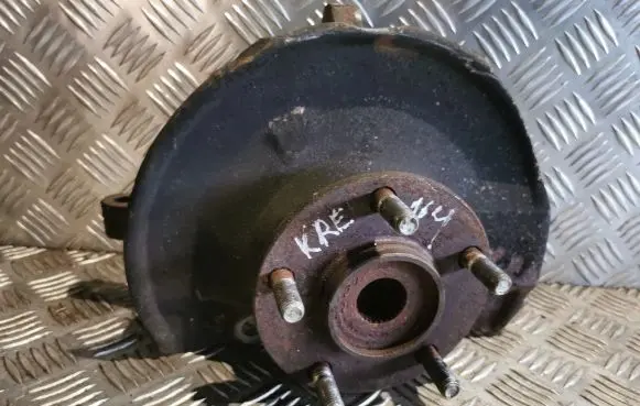 Mitsubishi Lancer X Front wheel hub
