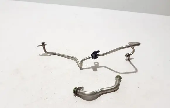 Audi A3 8Y Turbo turbocharger oiling pipe/hose 05E145140N