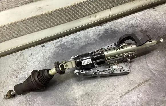 Mercedes-Benz E W212 Steering wheel axle A2124602316 P212460075