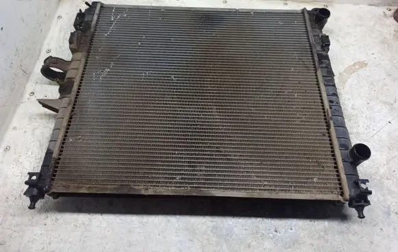 Mercedes-Benz ML W163 Coolant radiator A1635001004