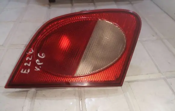 Mercedes-Benz E W210 Tailgate rear/tail lights A2108200964 197503 3178