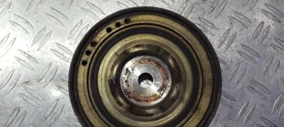Volvo V50 Crankshaft pulley 9643354180