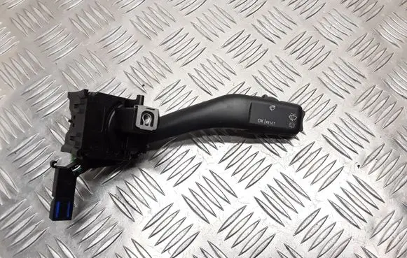 Skoda Octavia Mk2 (1Z) Wiper control stalk 1K0953519A