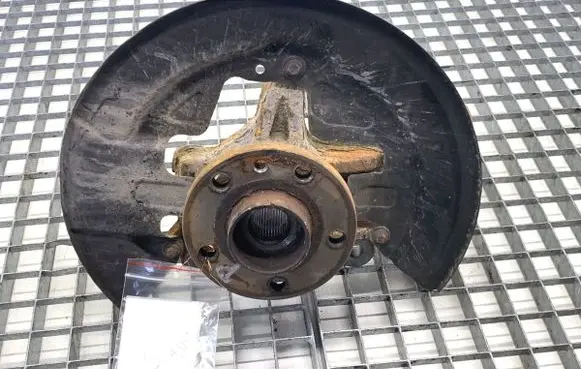 Volvo XC60 Front wheel hub spindle knuckle 