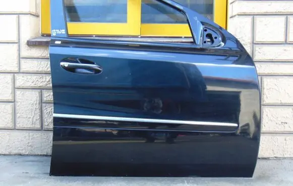 Mercedes-Benz GL X164 Front door