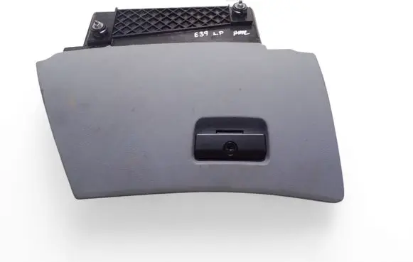 BMW 5 E39 Glove box lid/cover 8235256 51168235256