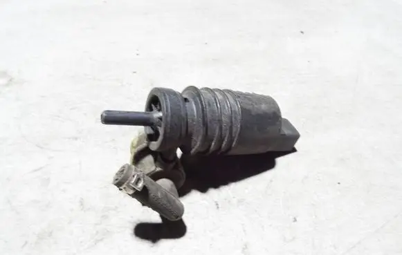 Audi A4 S4 B6 8E 8H Windscreen/windshield washer pump