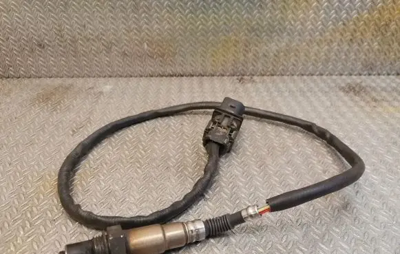 Mercedes-Benz C W203 Lambda probe sensor 0035427118