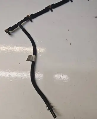 Peugeot 3008 II Fuel return line/hose 9824723180 0445130193 2018080
