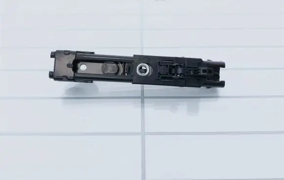 Volkswagen PASSAT B6 Seat belt height adjuster 1T0857619