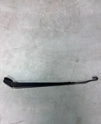 Renault Scenic I Front wiper blade arm 7700843525