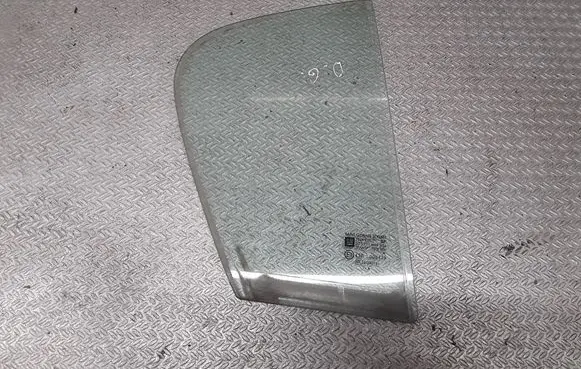 Opel Corsa D Rear vent window glass 