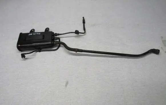KIA Sportage Active carbon filter fuel vapour canister 
