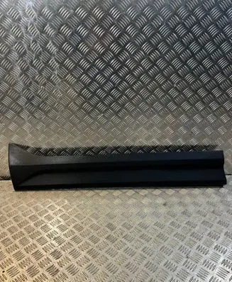 Volvo XC40 Front door trim (molding) 31448316