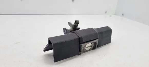 Volkswagen Jetta II Tailgate exterior lock 165827576