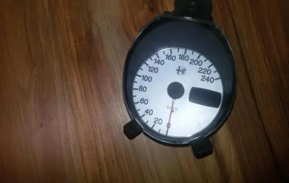 Alfa Romeo 156 Speedometer (instrument cluster) 60658100 6160349914