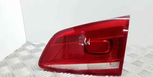 Volkswagen PASSAT B7 Tailgate rear/tail lights 3AF945094K